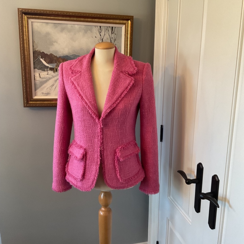 COPY - Fuschia pink boucle blazer size 6/8 - Picture 2 of 4